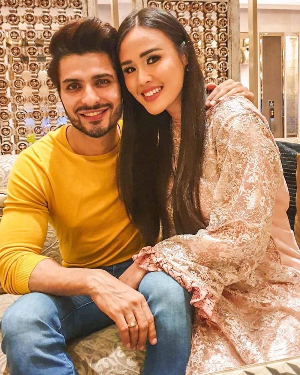 instagram.com/nitasofiani