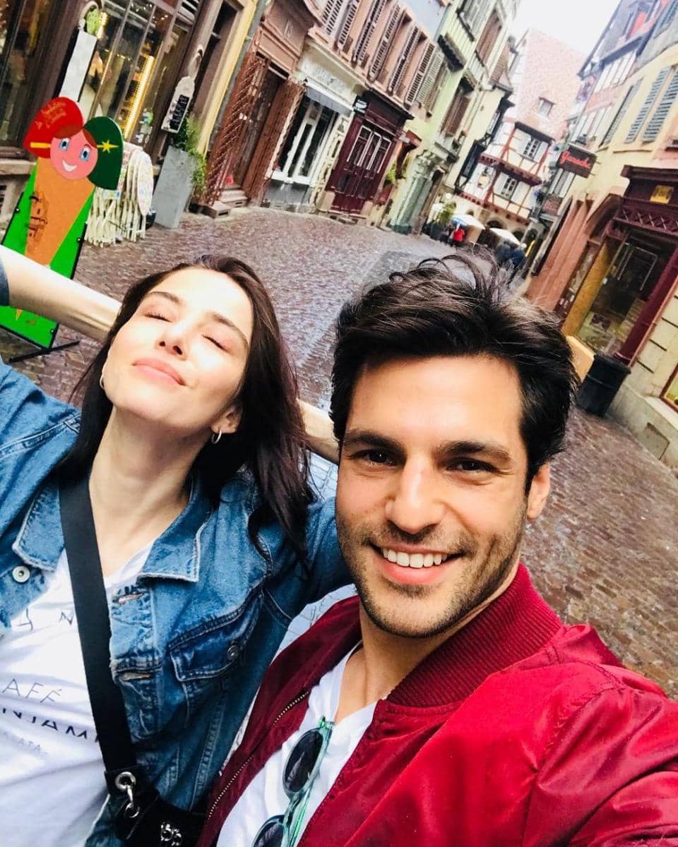 Instagram.com/ozgecangurelofficial