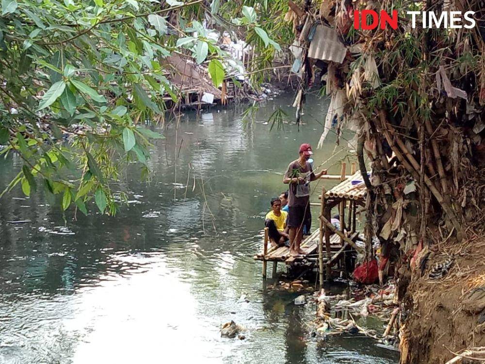 (Bantaran Kali Ciliwung) IDN Times/Lazuardi Putra