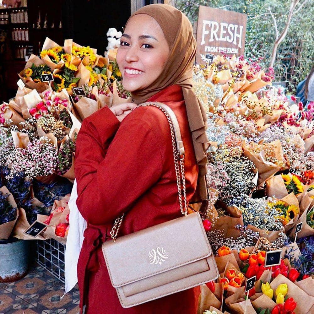 instagram.com/rachelvennya