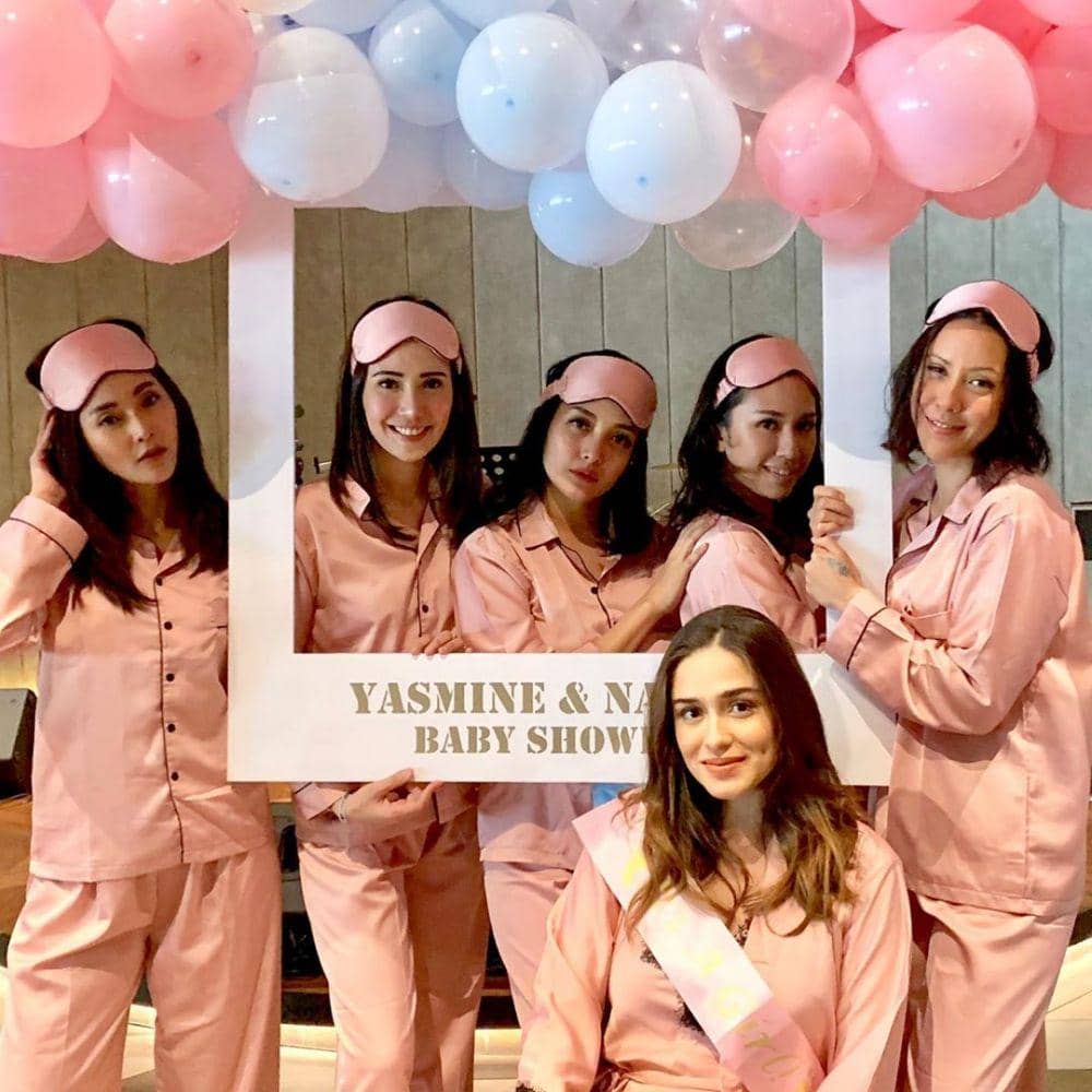 instagram.com/noumira