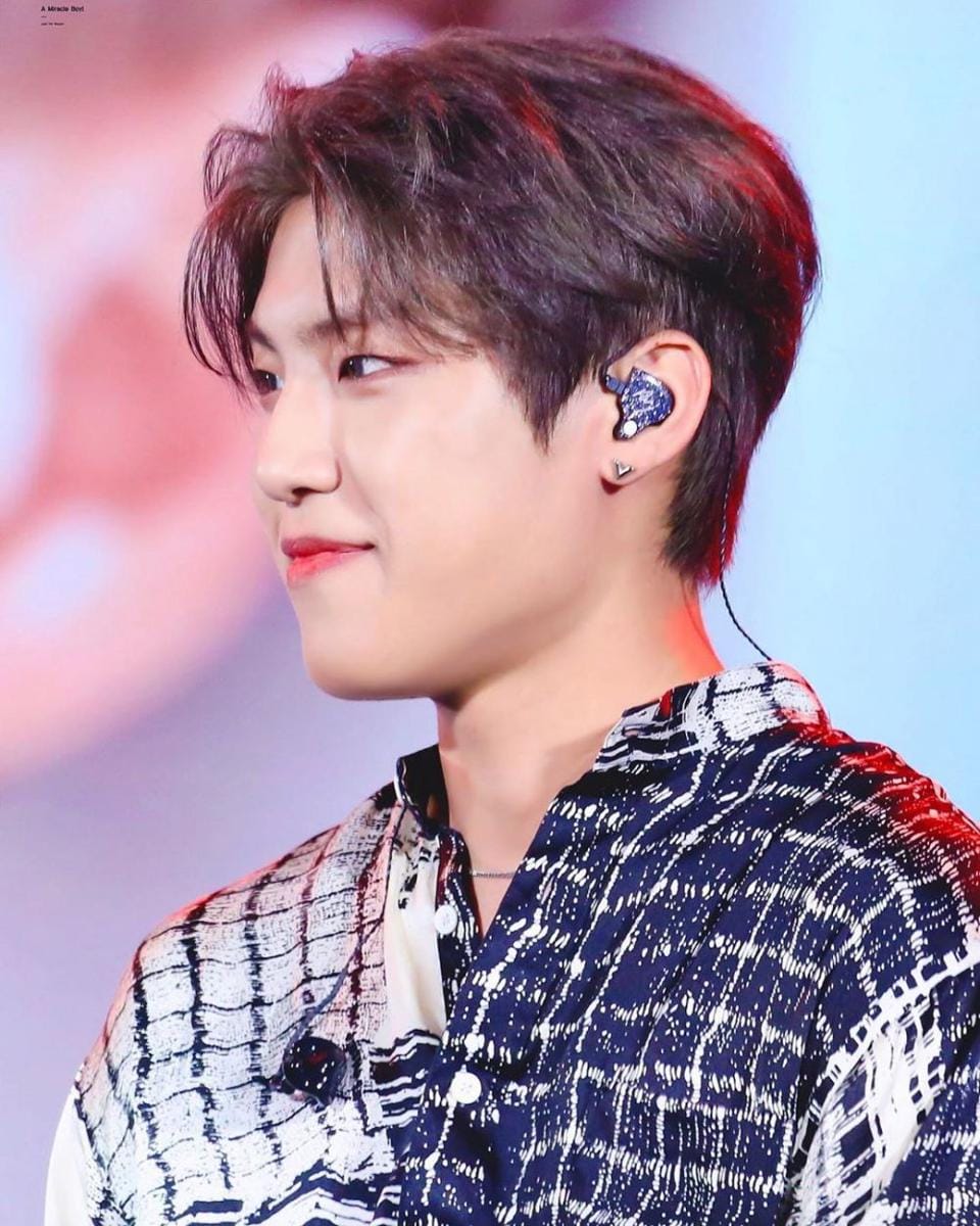 Instagram.com/parkwoojinnn