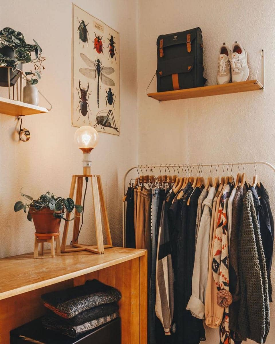 instagram.com/marienova