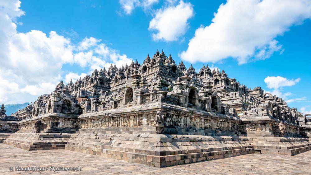 indonesia-holidays.com