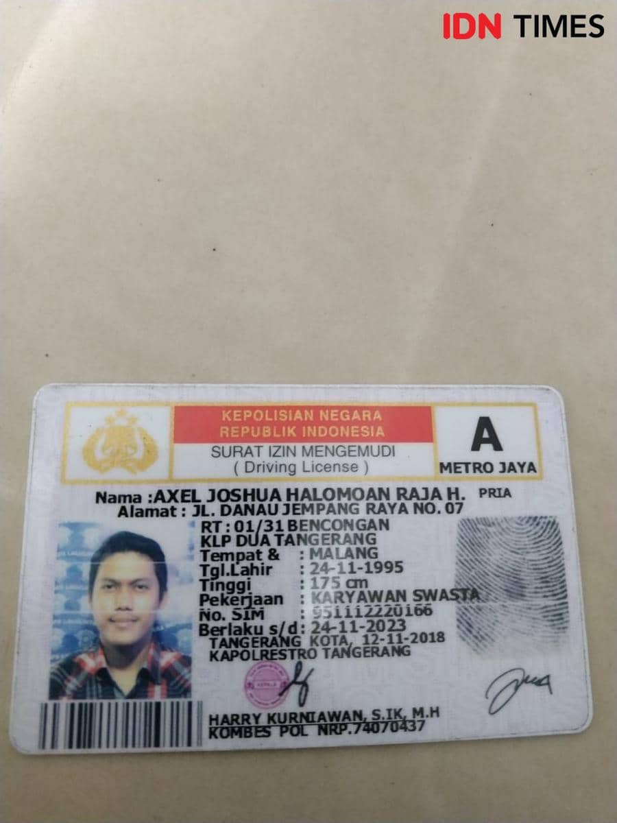 IDN Times/Ilustrasi SIM (Axel Jo Harianja)