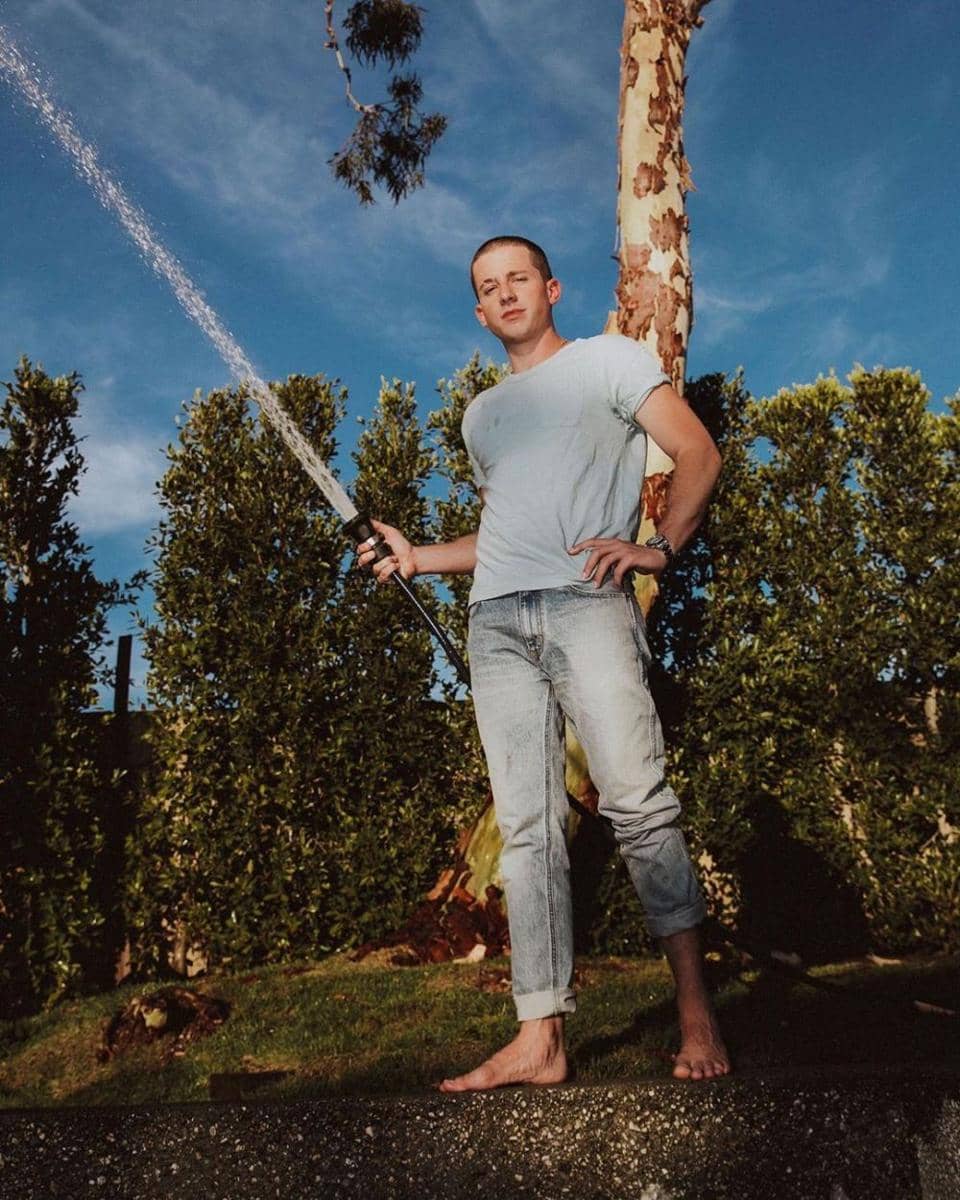 instagram.com/charlieputh