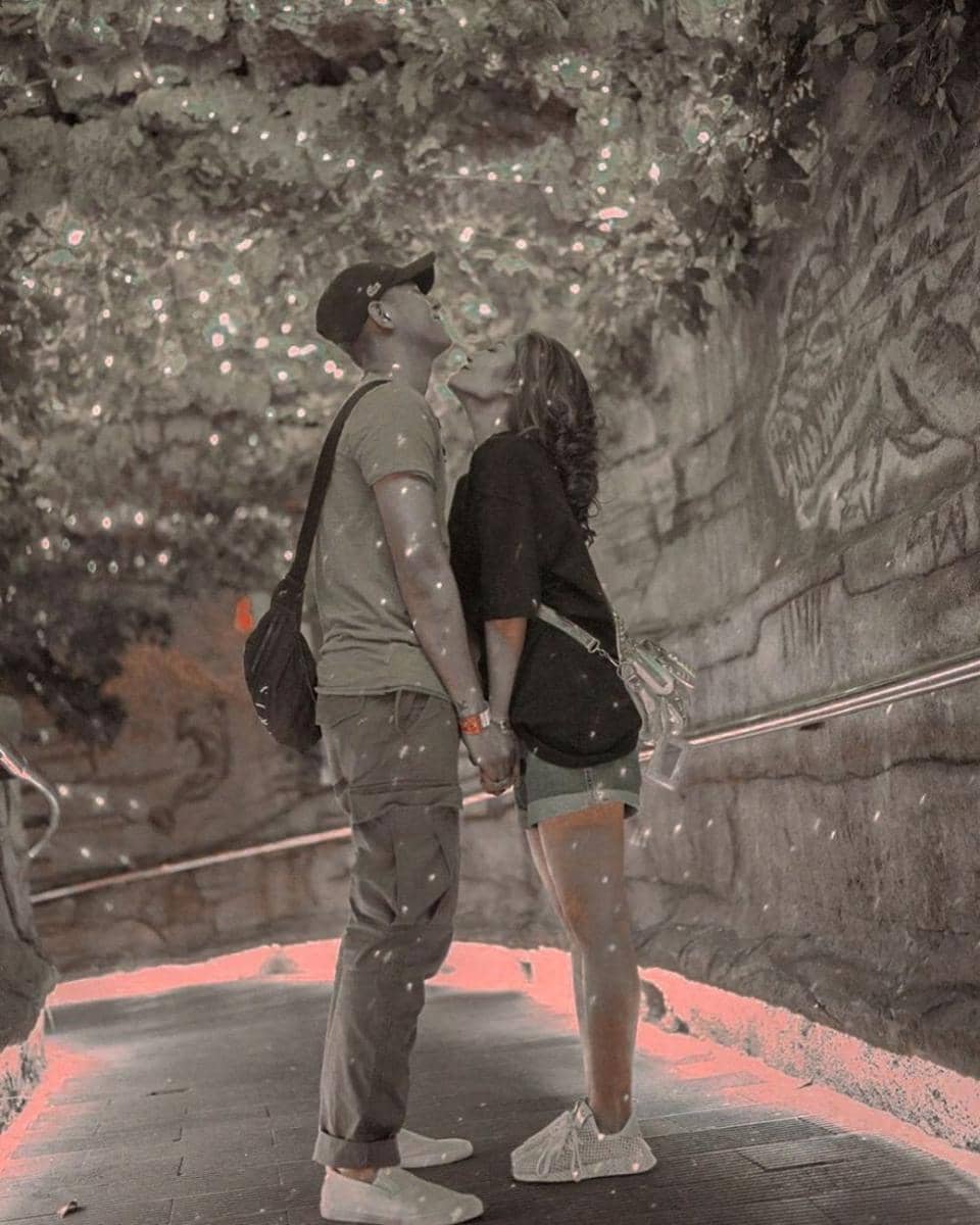 instagram.com/sitibadriahh