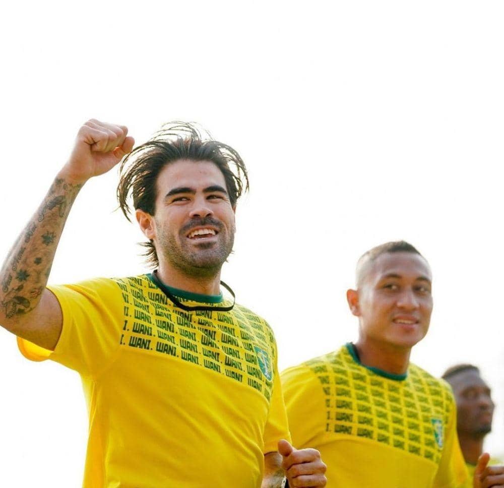 Instagram.com/officialpersebaya