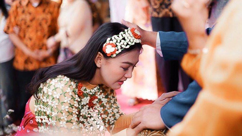 instagram.com/anariana27