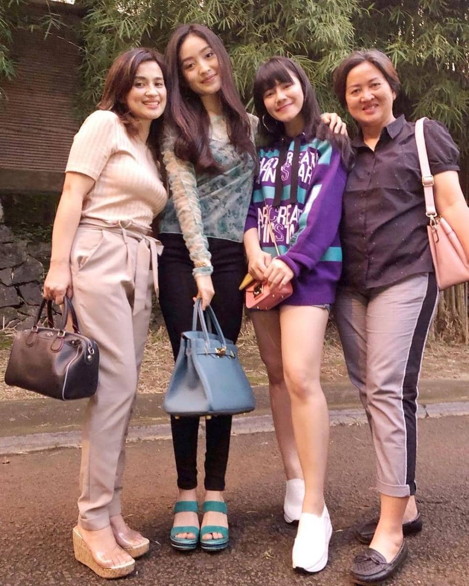 instagram.com/natashawilona12