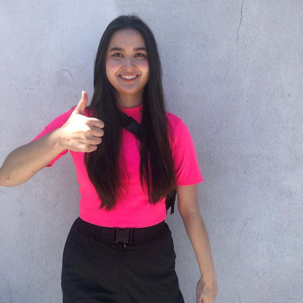 Instagram.com/stephaniepoetri