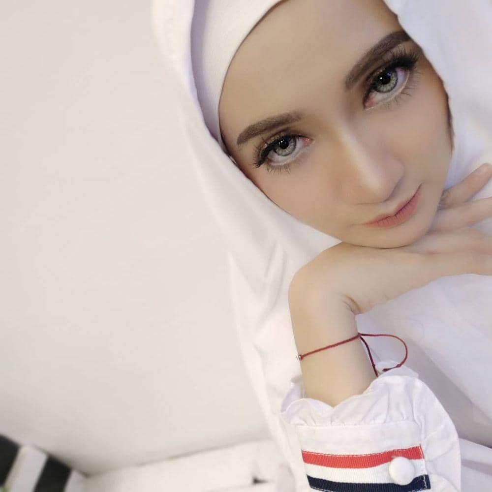 Instagram/niaparamitha_