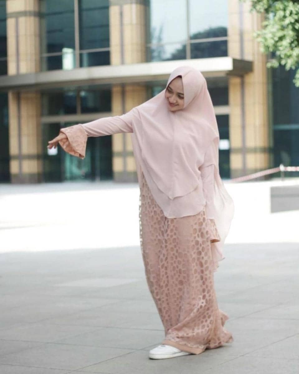 Instagram/niaparamita_