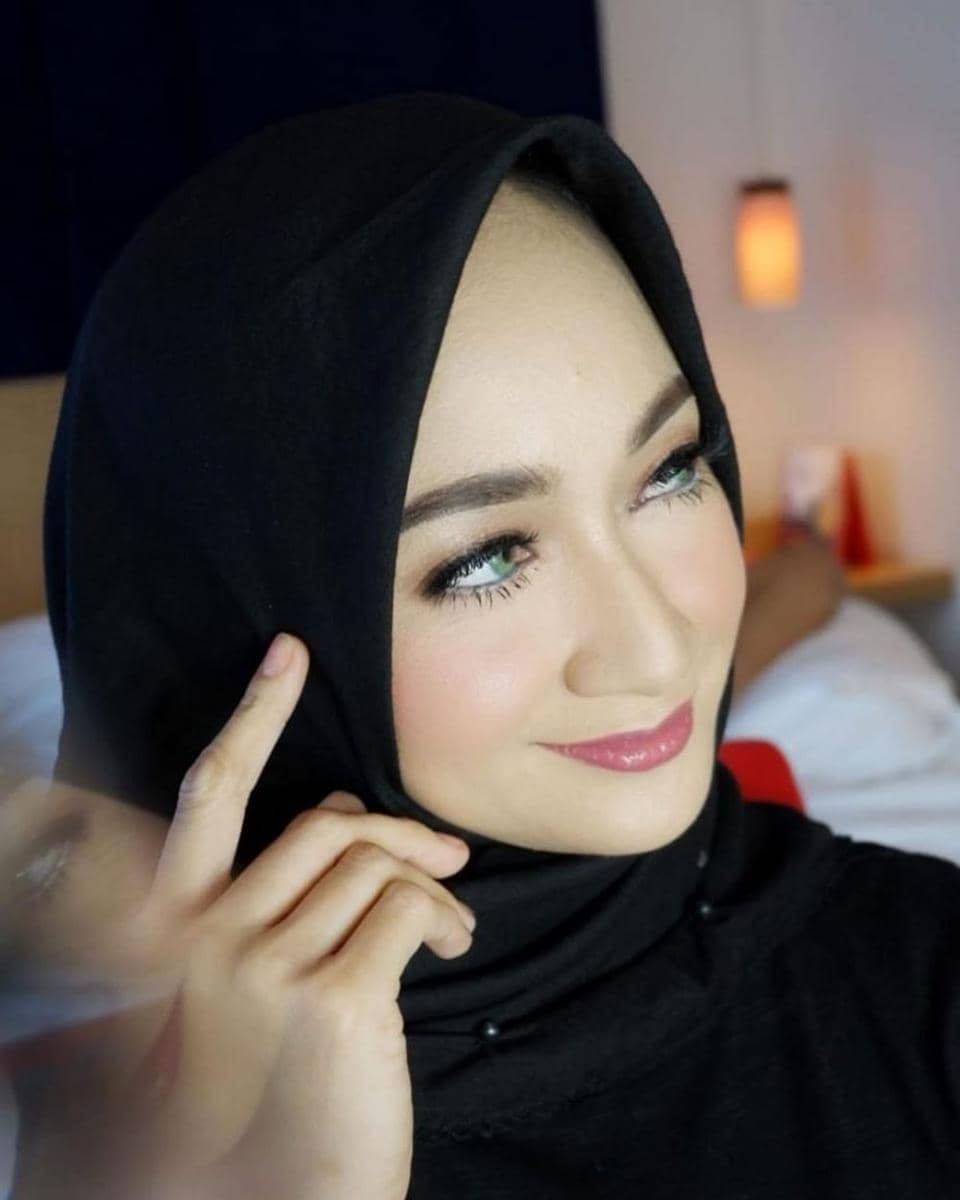 Instagram/niaparamita_