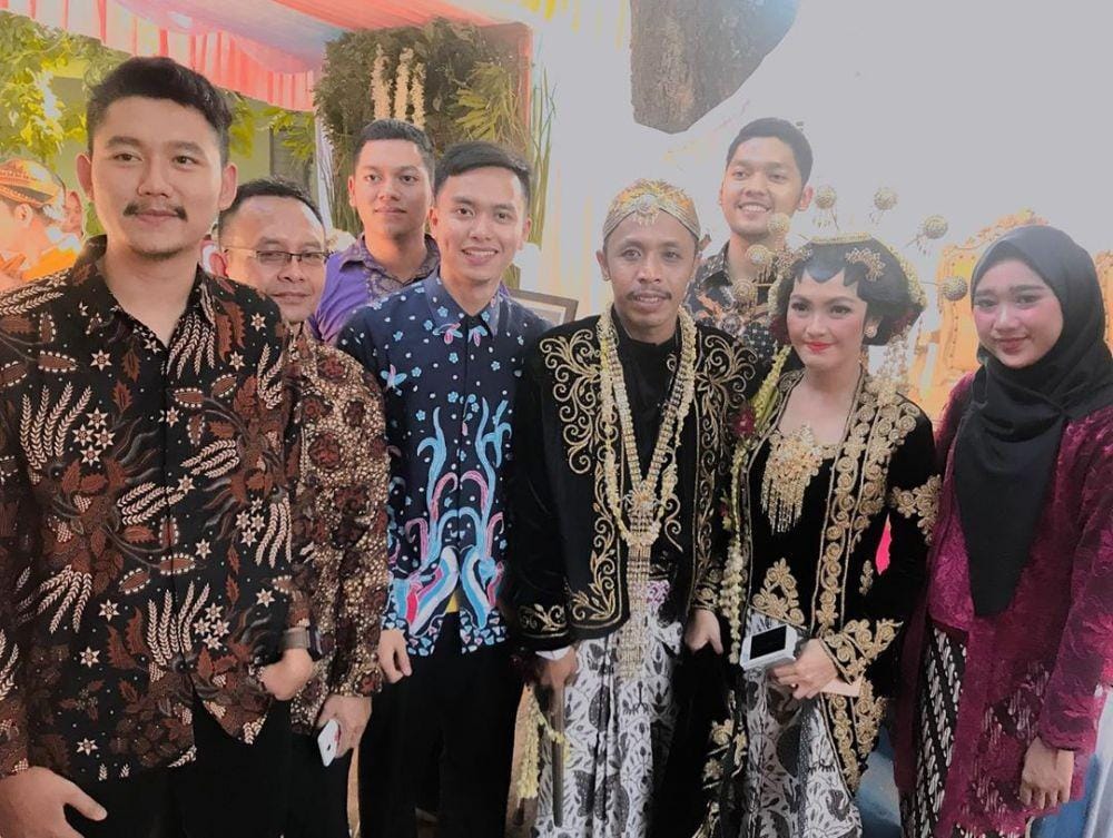 instagram.com/itshestisfrn