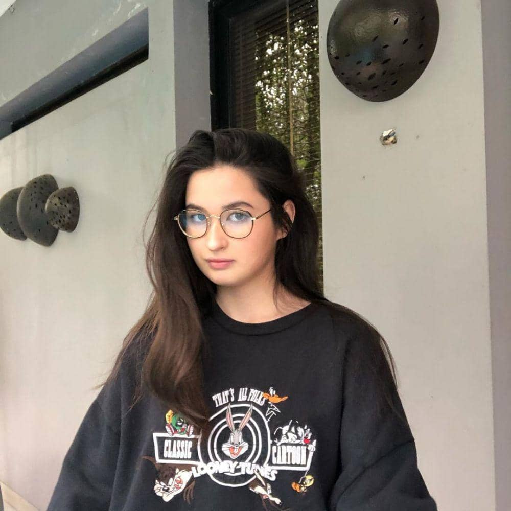 Instagram.com/stephaniepoetri