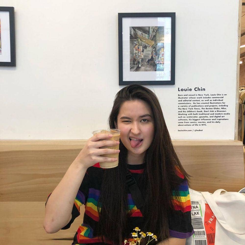 Instagram.com/stephaniepoetri