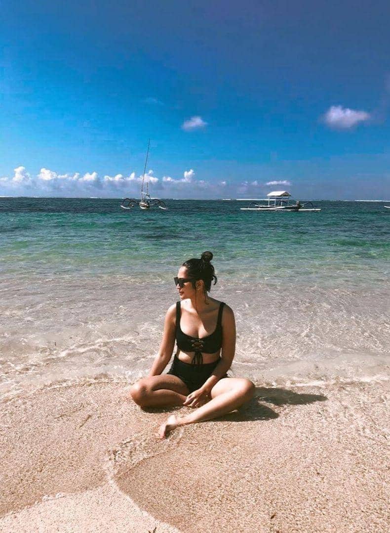 instagram.com/annekejd