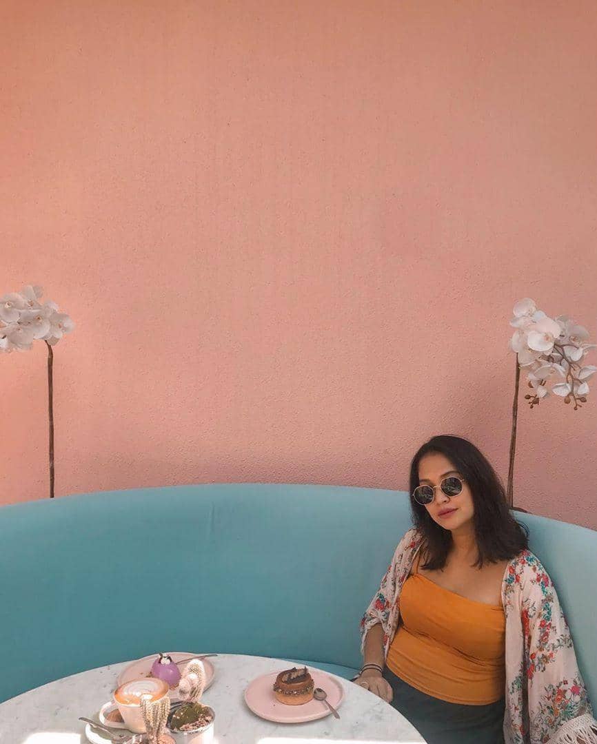 instagram.com/annekejd