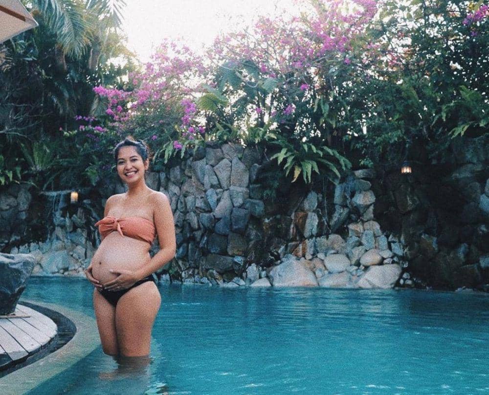 instagram.com/annekejd