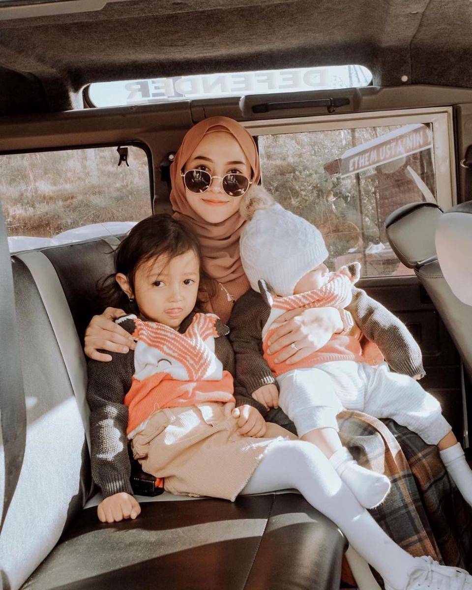 Instagram/ nisacookie