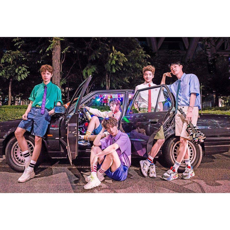 Facebook/W24_official
