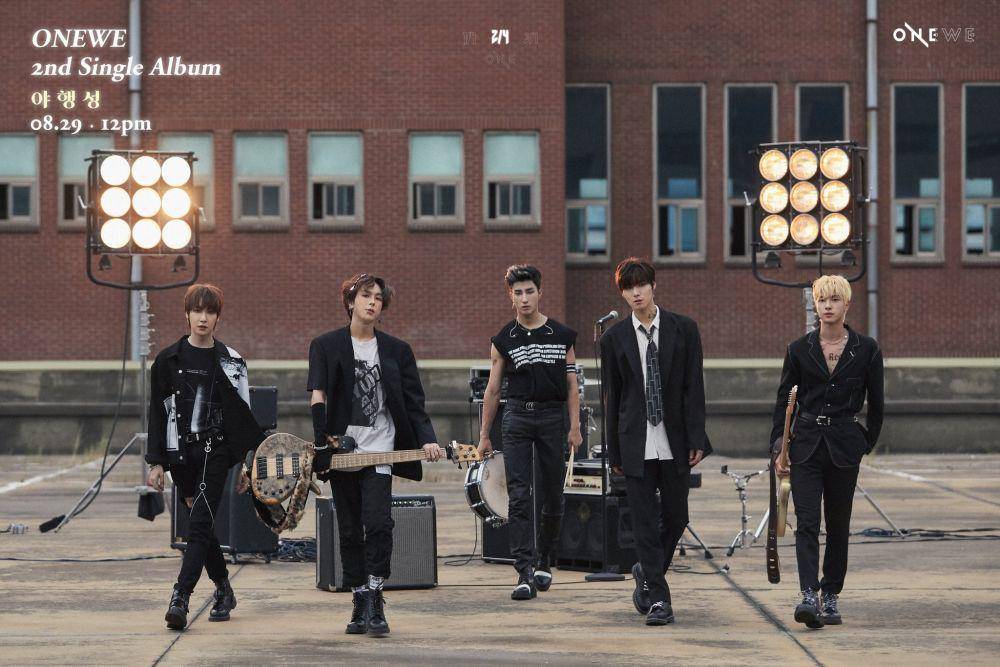 Twitter.com/@official_ONEWE