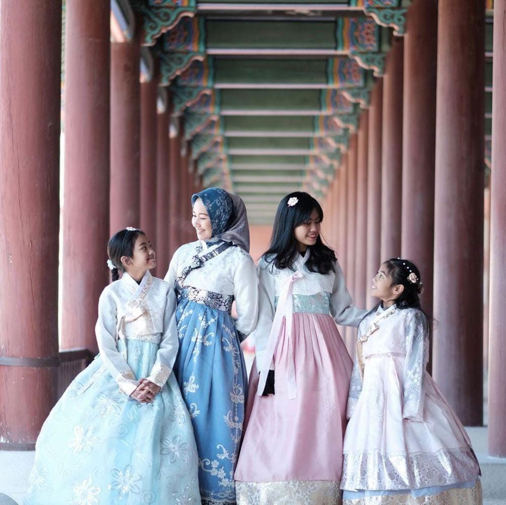 instagram.com/arohali