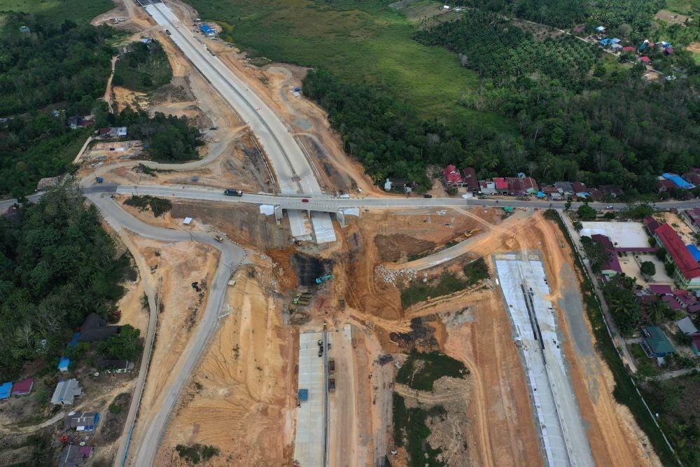 Ilustrasi jalan tol ibu kota negara baru (ANTARA FOTO/Akbar Nugroho Gumay)