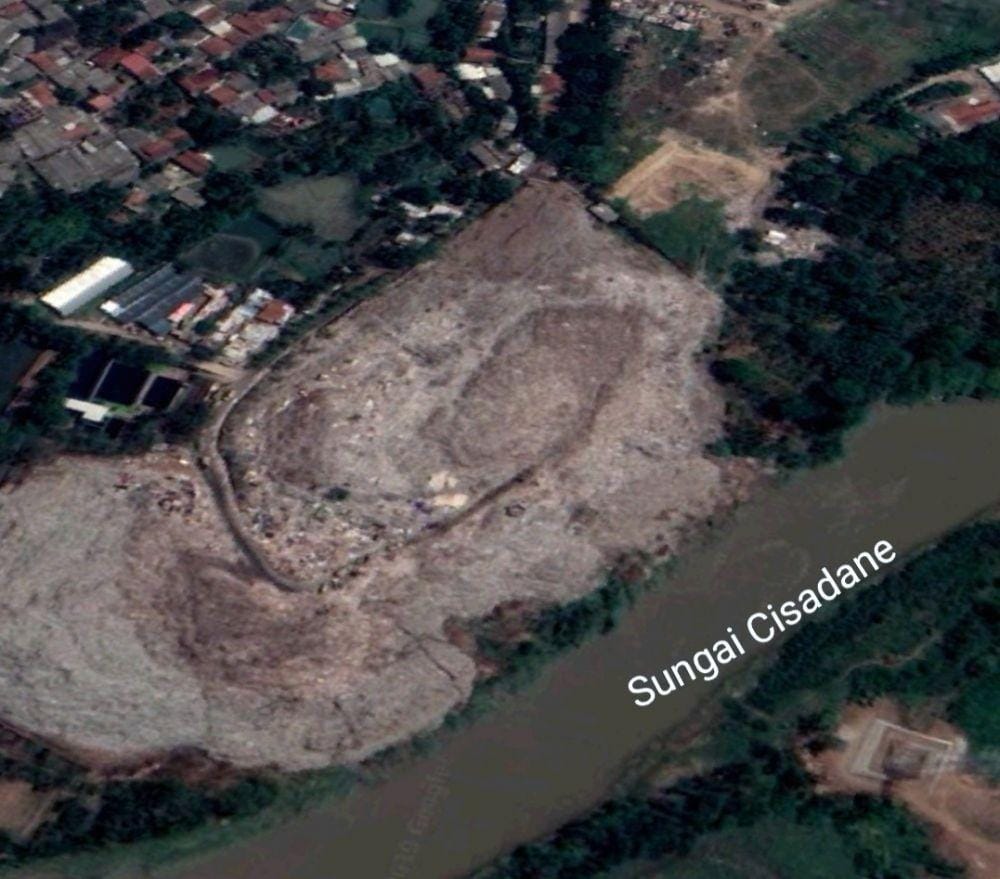 TPA Cipeucang (Google Earth)