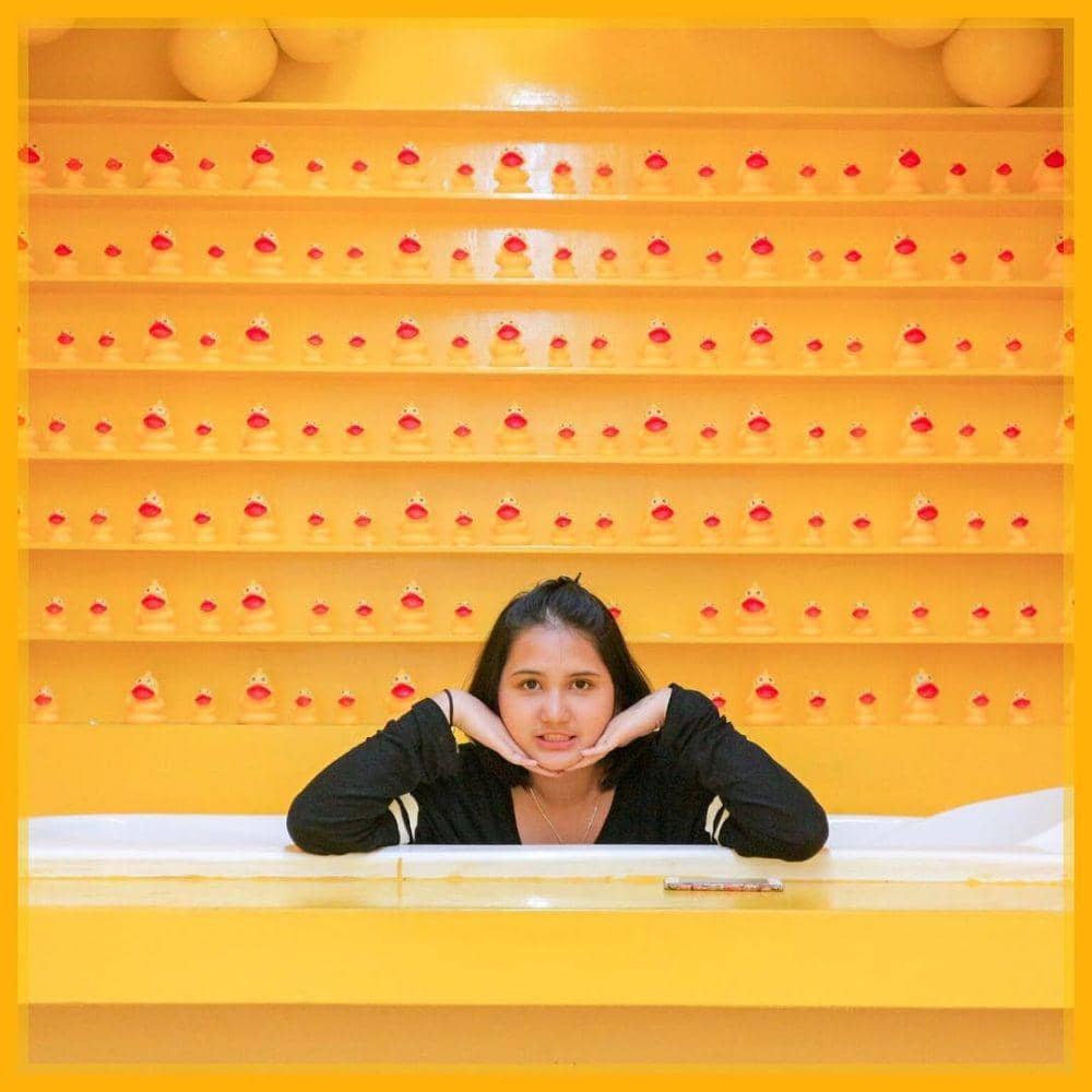 instagram.com/maureenbboo_