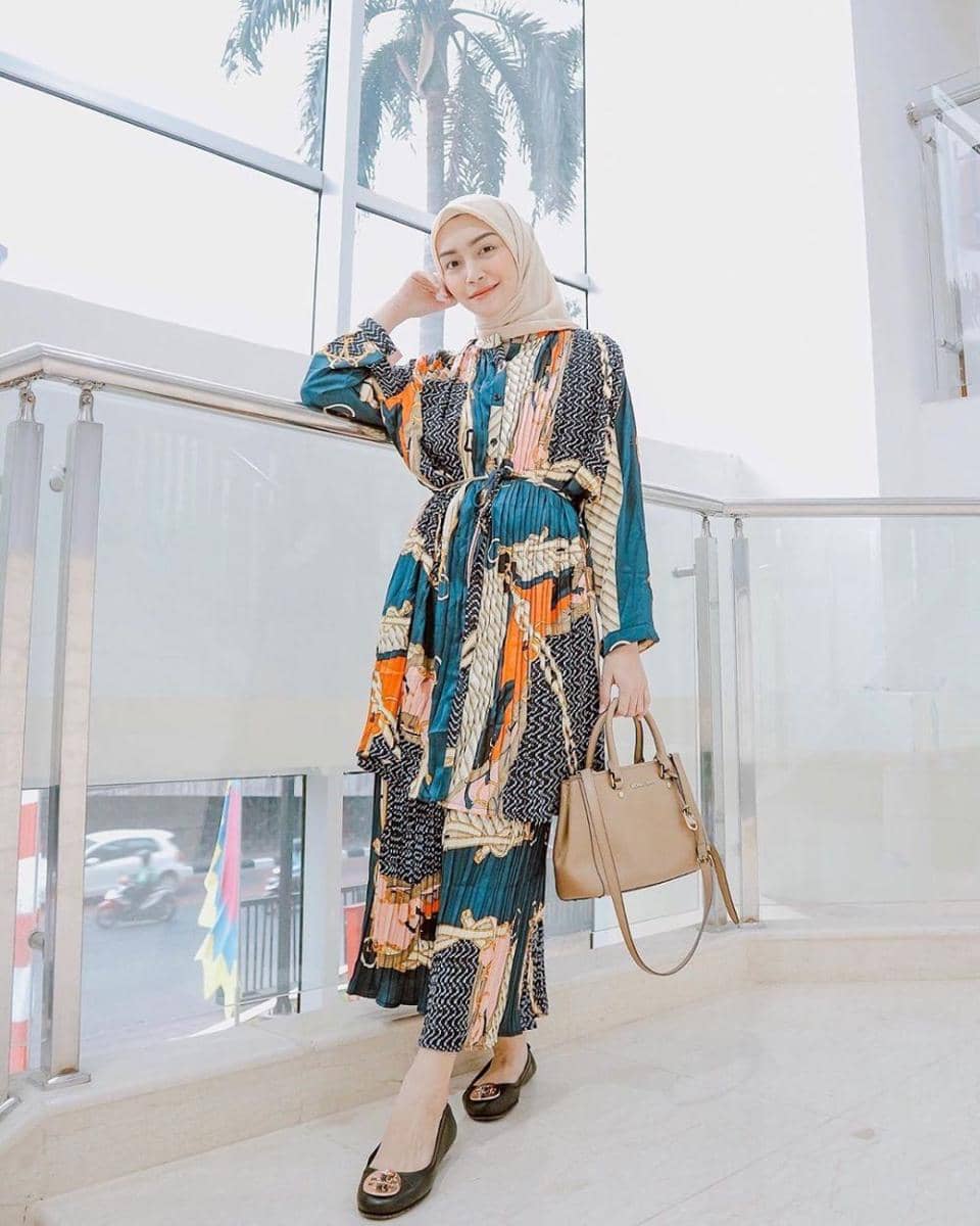 instagram.com/melodyprima