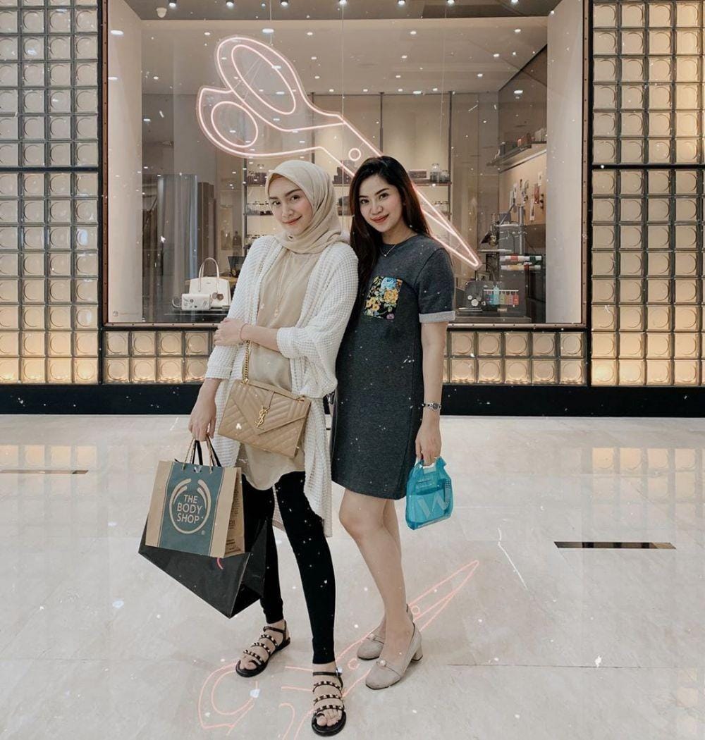 instagram.com/melodyprima