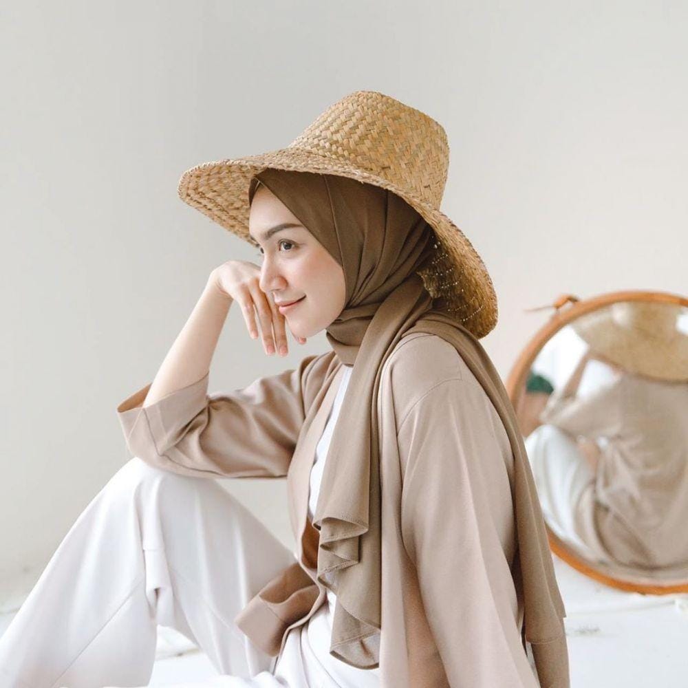 instagram.com/melodyprima