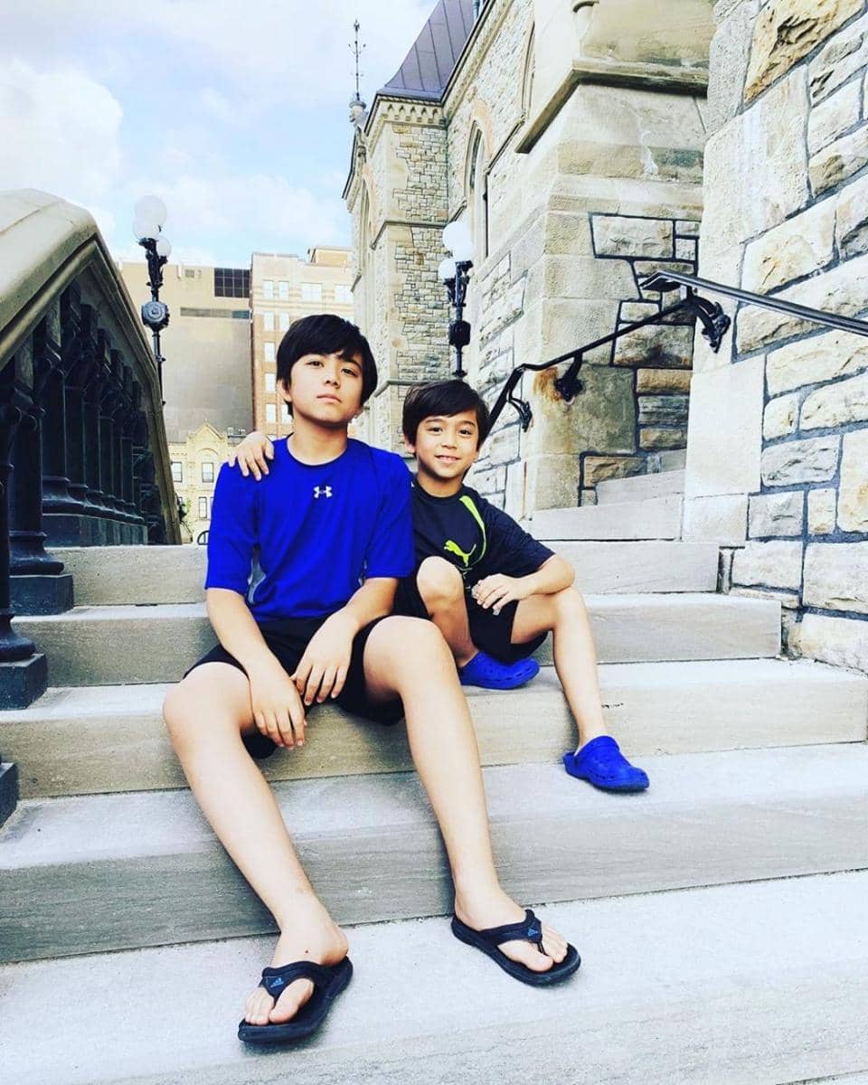 instagram.com/moonmasonmavinmaden