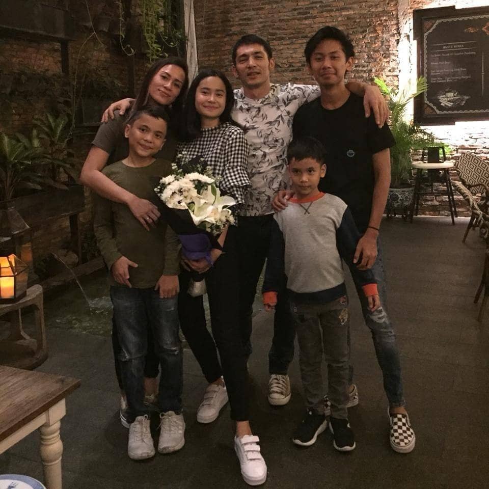 instagram.com/inong_ayu