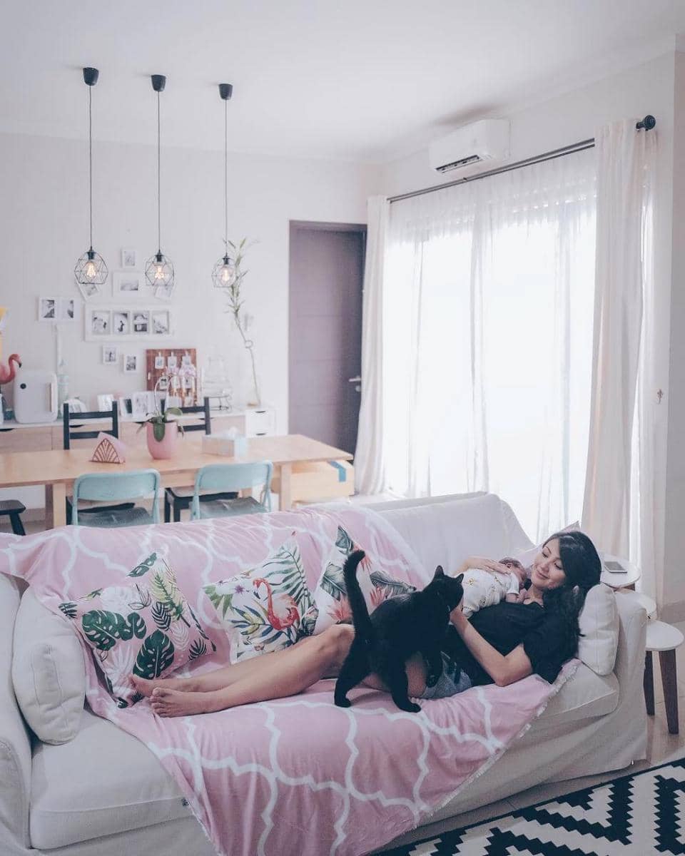 Instagram.com/mrssharena