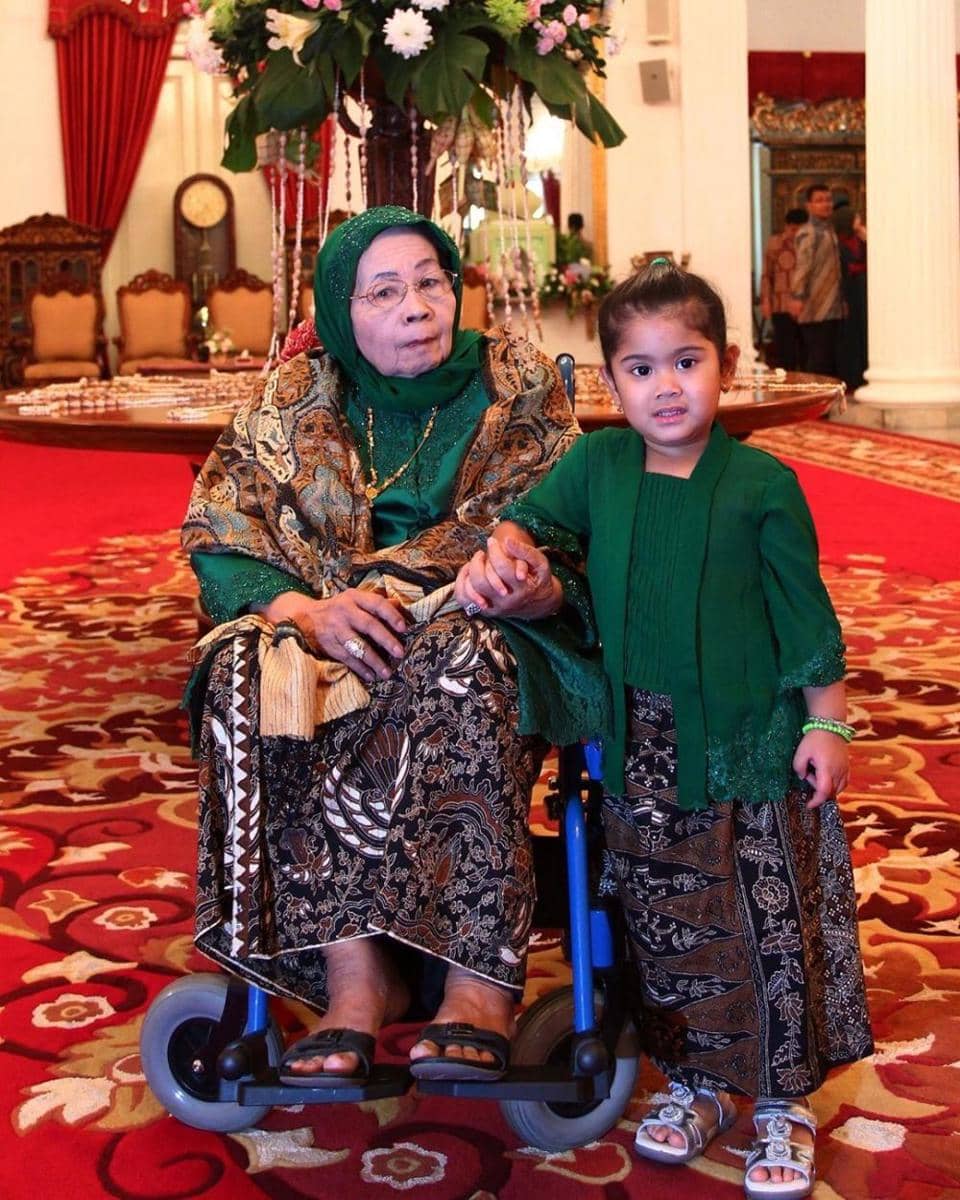 instagram.com/annisayudhoyono