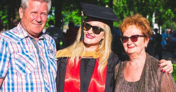 Pexels/malcolm garret