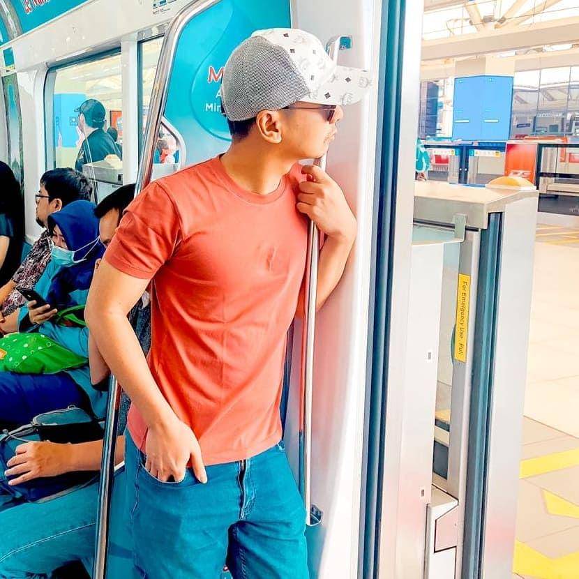 Instagram.com/raditya_dika