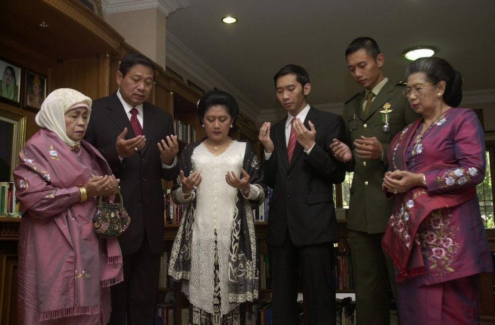 twitter.com/SBYudhoyono