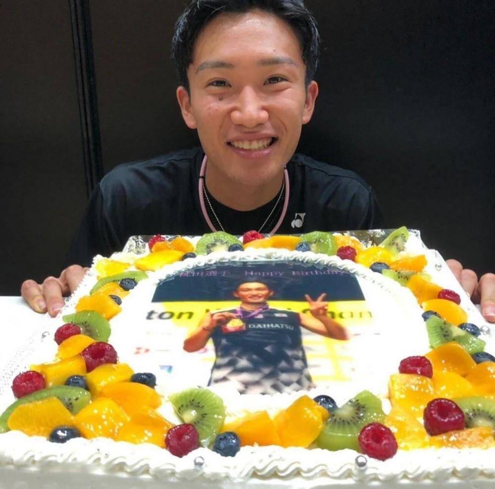 Instagram.com/@momota_kento