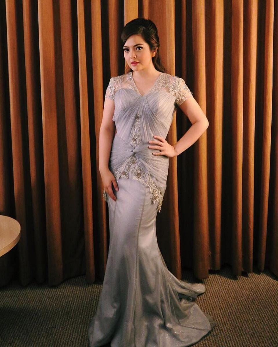 instagram.com/tasyakamila