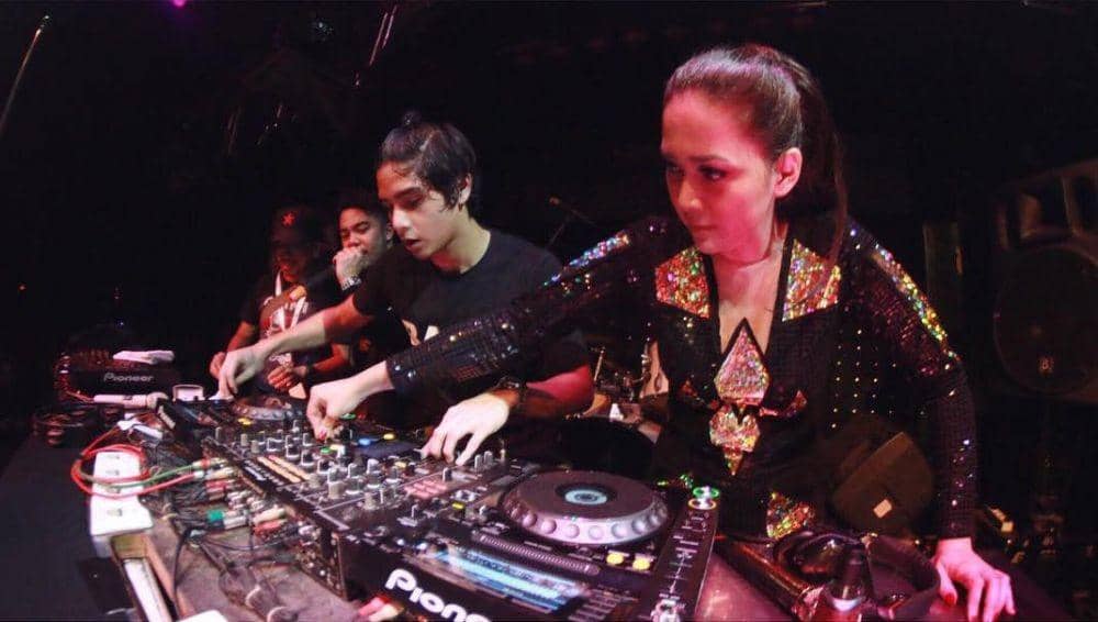 instagram.com/maiaestiantyreal