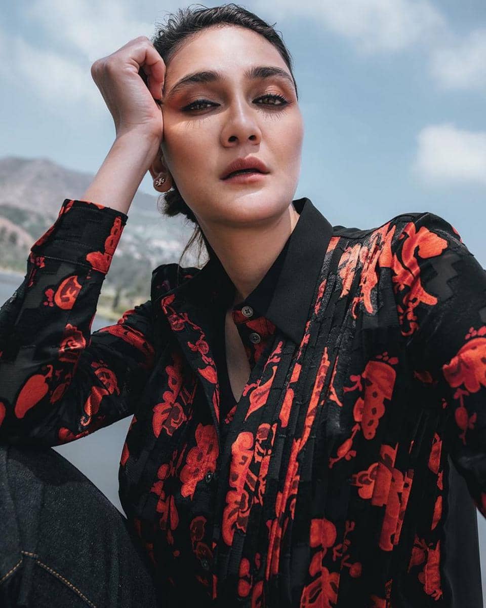 instagram.com/Luna Maya