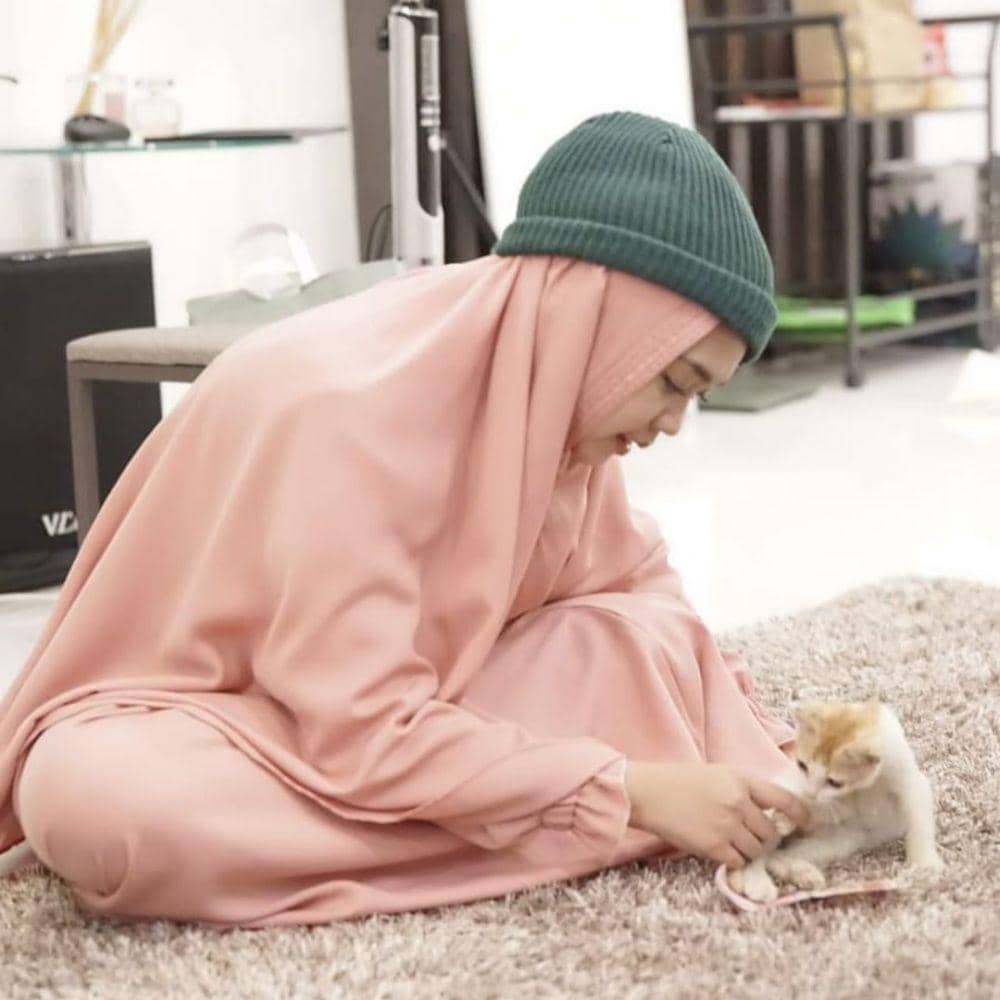 instagram.com/riaricis1795