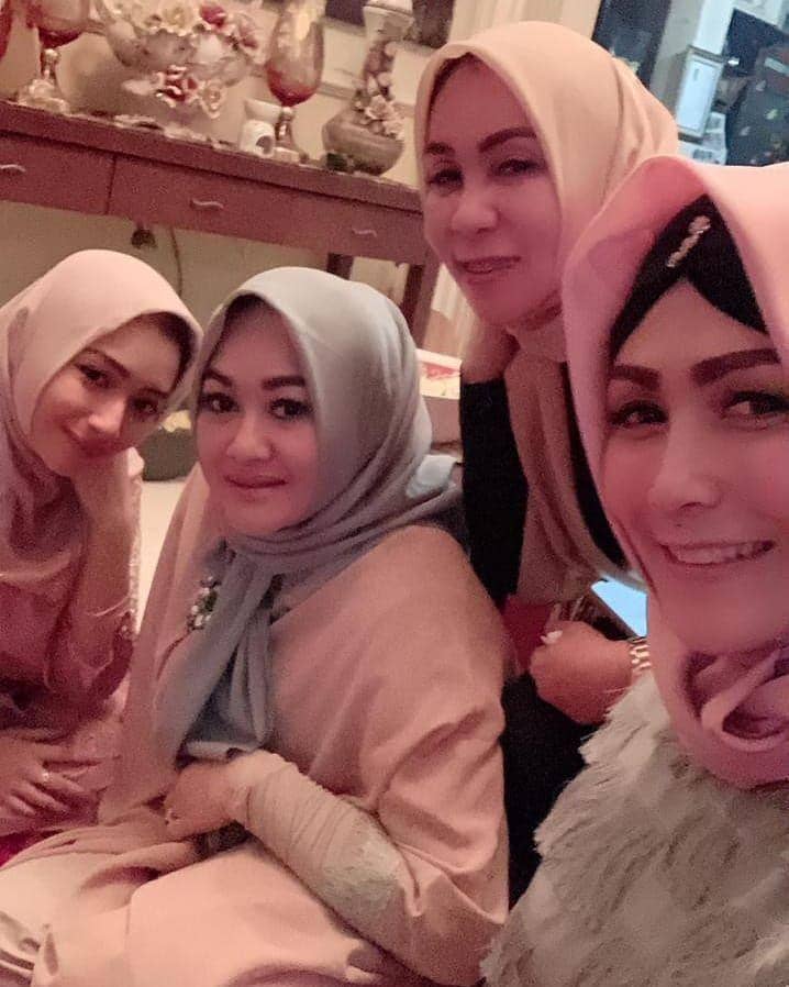 instagram.com/janahabs