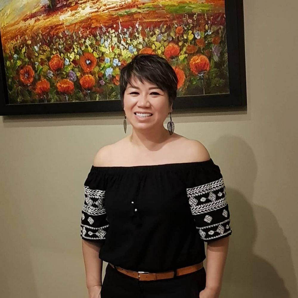 instagram.com/Desi Trisnawati