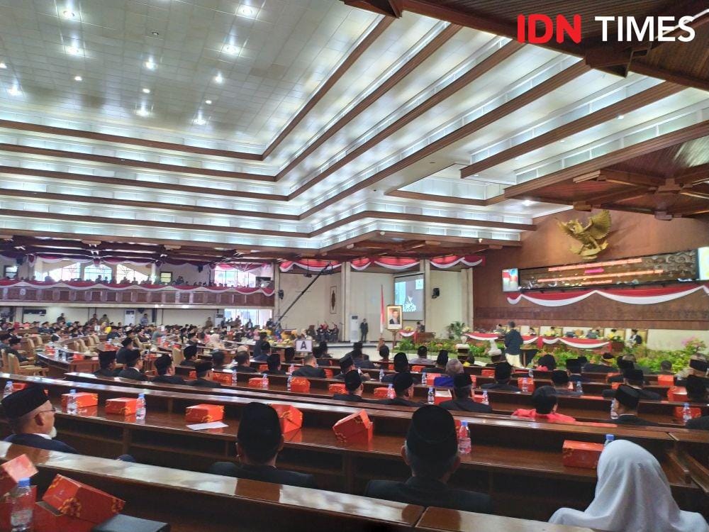 Pelantikan DPRD Kaltim