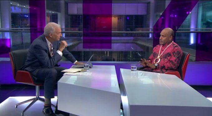 twitter.com/@BennyWenda